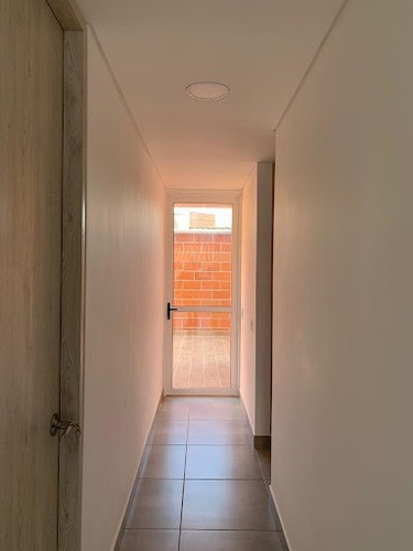 Imagen 10 de 18 de Apartamento En Venta Estadio 1074-595