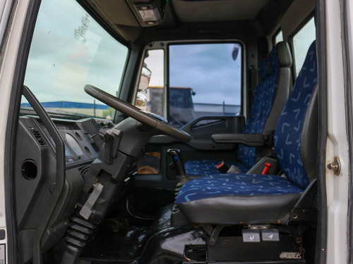 Imagem 6 de 15 de Iveco Tector 260e28 2014 6x4 No Chassi=17280,2628,24280