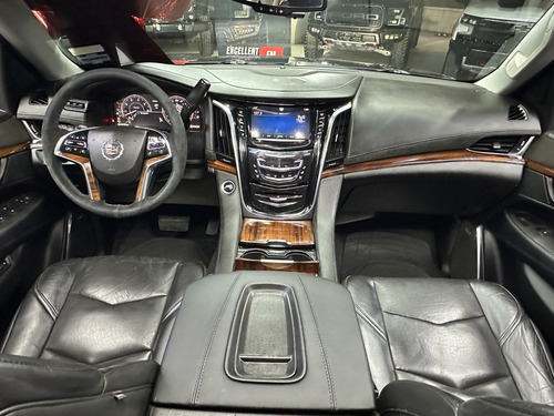 Cadillac Escalade 6.2 Plinum 4x4 At