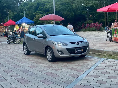 Mazda 2 15ha1c Automático Único Dueño Mantenimientos Mazda