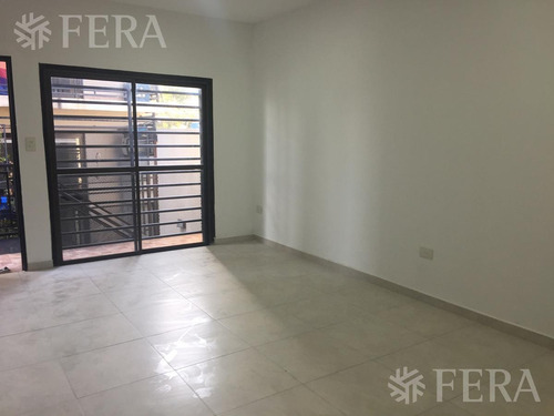 Imagen 5 de 7 de Venta De Departamento 1 Ambiente Con Terraza En Bernal (30213)