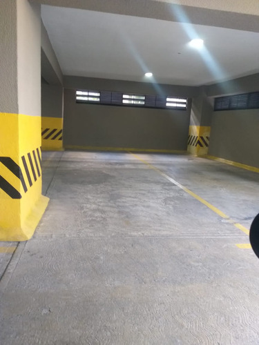 En Alquiler Apartamento En Urbanización La Soledad