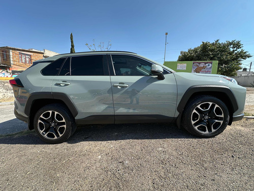 Toyota RAV4 2.5 Adventure 4wd At