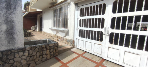 Imagen 4 de 14 de 166011 Katherine Castillo 0412-8567234 Alquiler Casa Comercial Urb. Prebo