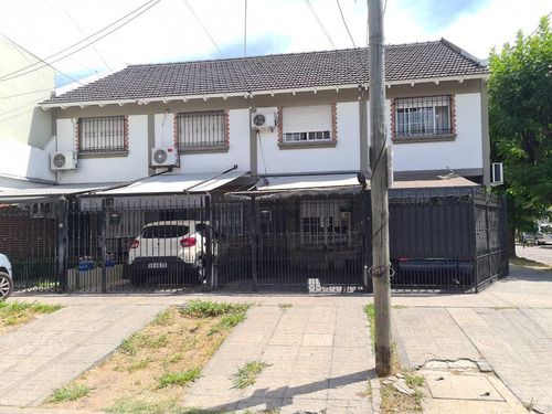 Imagen 1 de 14 de Duplex 4 Amb. De 72 M² C/ Garage Y Patio - Ramos Mejia
