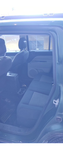 Jeep Compass Base 5vel 4x2 Mt