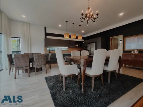 Casa Moderna En Altos De Las Palmas(mls#246252)
