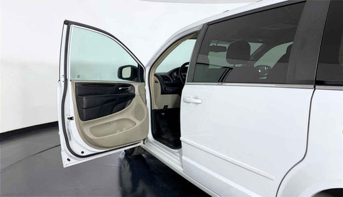 Imagen 13 de 15 de 110781 - Chrysler Town & Country 2016 Con Garantía