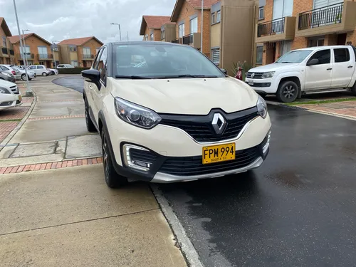 Renault Captur 2.0 Intens Automática