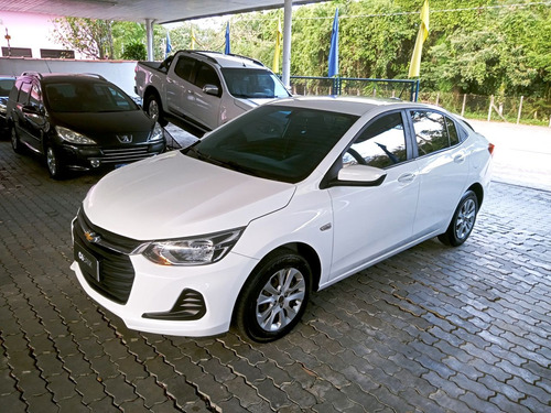 Chevrolet Onix SEDAN Plus LT 1.0 12V Flex 4p Mec.