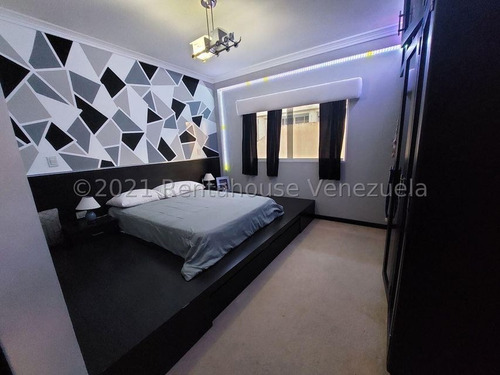 Exclusiva Casa En Venta Los Naranjos Del Cafetal Rah Mls25-9471