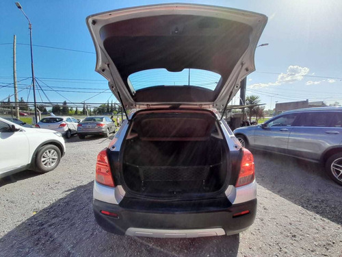 Imagen 12 de 15 de Chevrolet Tracker 1.8 Ltz 4x2 2014