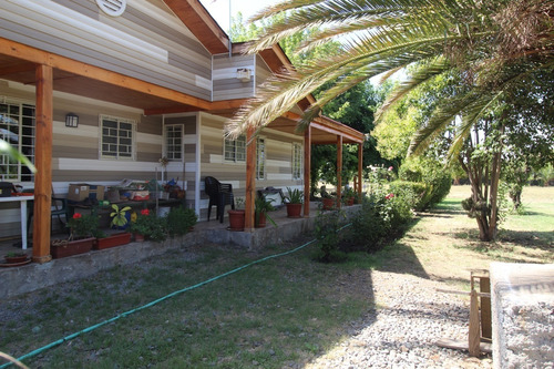 Acogedora Y Hermosa Casa A Las Cercanías De Stgo E...