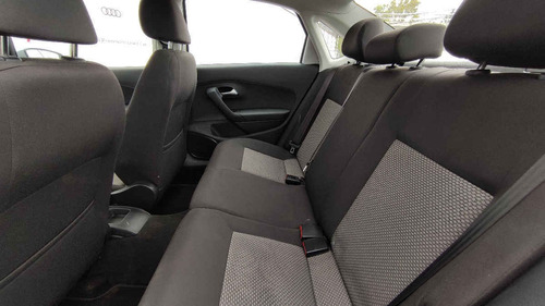 Imagen 10 de 15 de Volkswagen Vento 2020 4p Starline L4/1.6 Aut