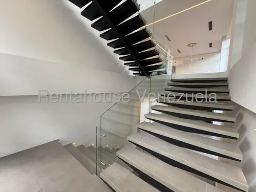 Ls Vende Casa La Floresta