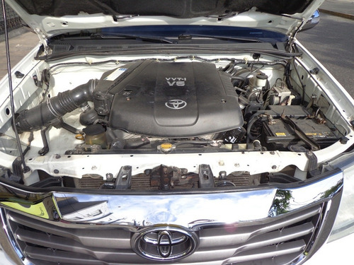 Toyota Hilux Kavak 4x4 2015