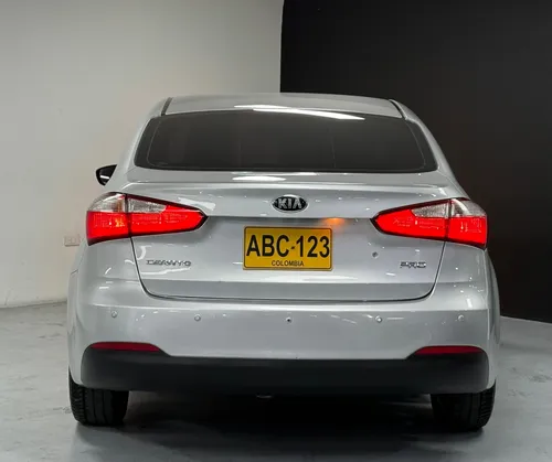 Kia CERATO PRO 1.6l