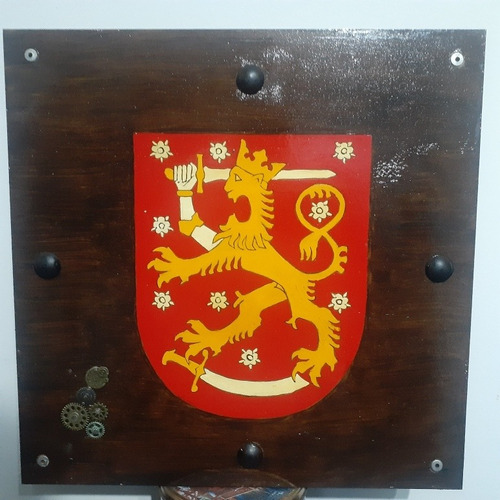 Escudo De Finlandia Marca Tivoly 