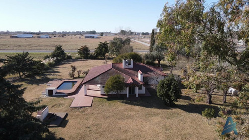 Imagen 10 de 30 de Campo Mixto - 27 Hectáreas - Con Excelentes Mejoras - Carmen De Areco