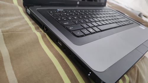 Laptop Hp Modelo 2000-239wm Para Reparar/piezas. (Usado)