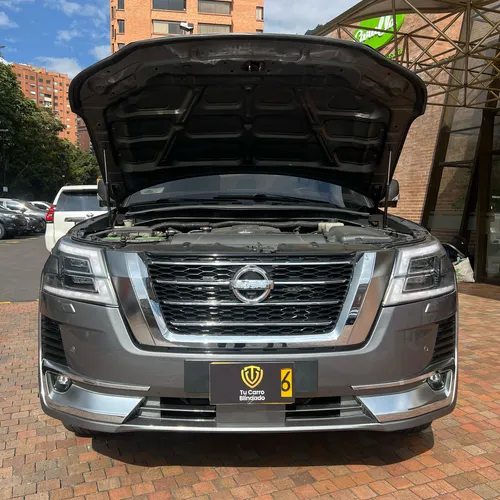 Nissan Patrol 5.6 Y62 King
