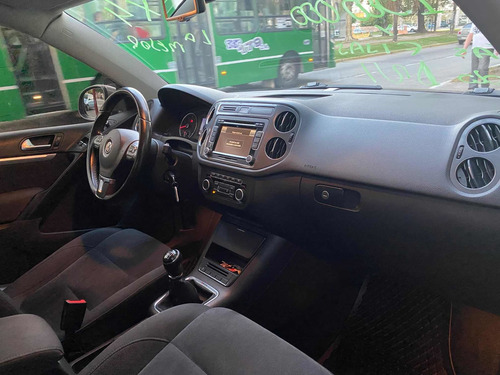 Volkswagen Tiguan 2.0 Sport & Style Tsi 200cv 2014
