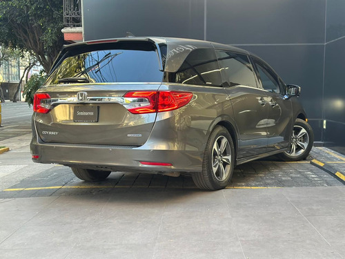 Honda Odyssey 3.5 Touring At