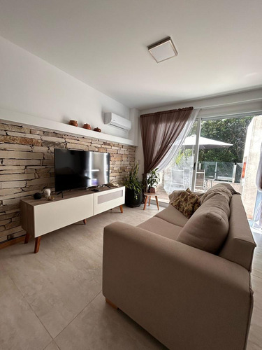 Venta Depto 2 Amb Con Balcon Aterrazado Parrilla Y Jacuzi En Main Park Canning