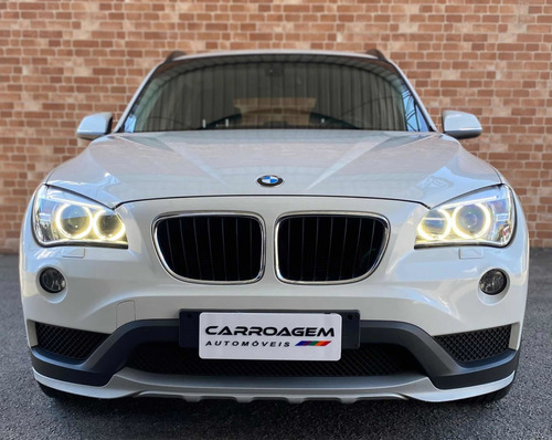 Imagem 2 de 9 de Bmw X1 2015 2.0 Sdrive20i Active Flex 5p