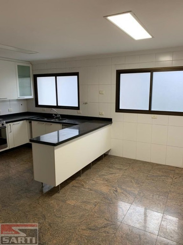 Imagem 10 de 15 de Pisos Em Porcelanato - Sacada Em Todos Os Dormitórios - St19099