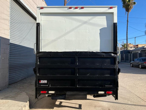 2016 Chevrolet Express 4500 Caja Seca 16' Pies