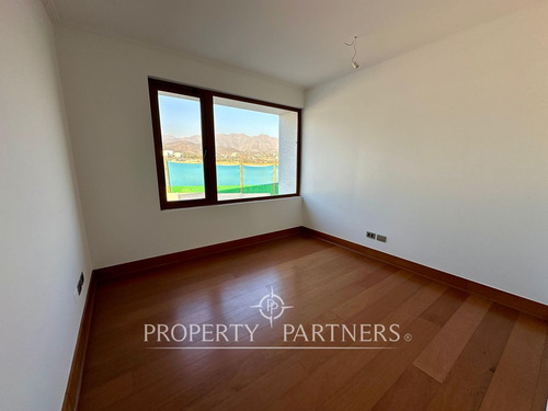 Casa Mediterránea En Condominio Recién Entregada A...