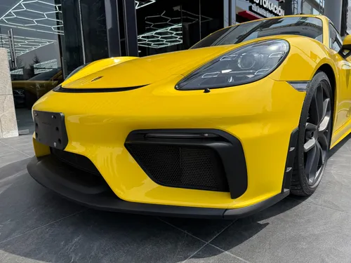 Porsche Gt4 Amarillo 2020