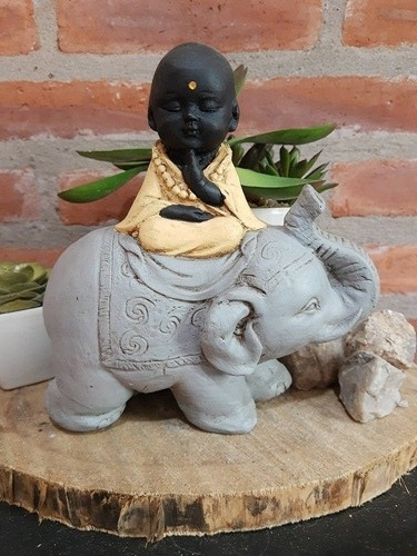 Elefante Con Monje Shaolin Decoración