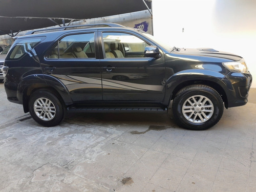Toyota Sw4 3.0 Srv Cuero I 171cv 4x4 2012
