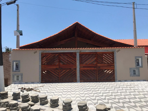 Imagem 2 de 14 de Linda Casa Com Piscina Em Mongaguá .