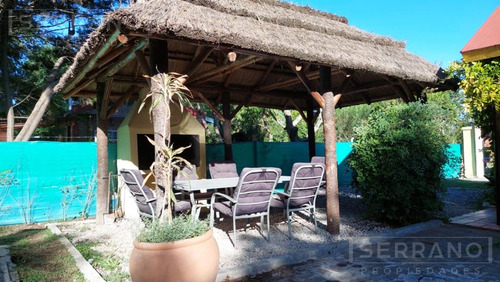 Casa En Venta Con 3 Dormitorios Y Pileta. Barrio Parque Sakura. Exaltacion De La Cruz