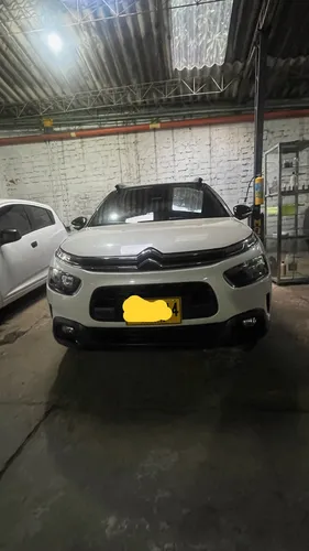 Citroën C4 Cactus 1.6 Shine Turbo Aut