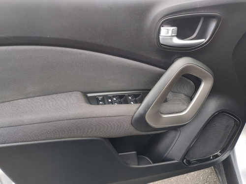 Imagem 6 de 15 de Fiat Toro Freedom
