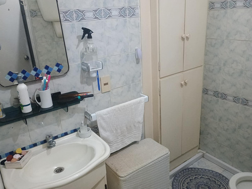 2 Casas Con Entrada Para Autos En Colón A Mts De Av Garzón