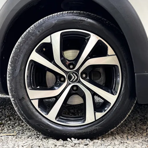 Citroën C4 Cactus 1.6 Shine Turbo Aut
