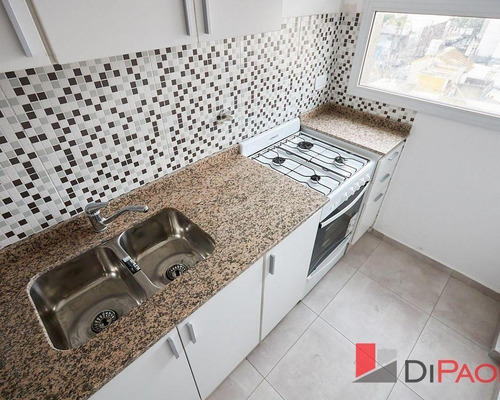 Venta Departamento 2 Ambientes Con Balcón Caseros Clamaco