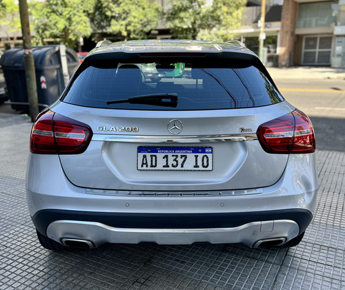Mercedes-Benz Clase GLA 1.6 Gla200 Urban 156cv