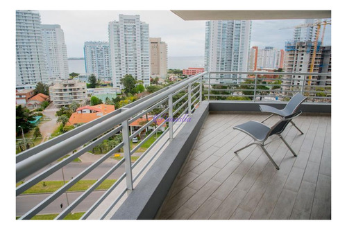 Imagen 12 de 12 de Venta Y Venta Temporario Apartamento De 2 Dormitorios En Playa Mansa, Punta Del Este.