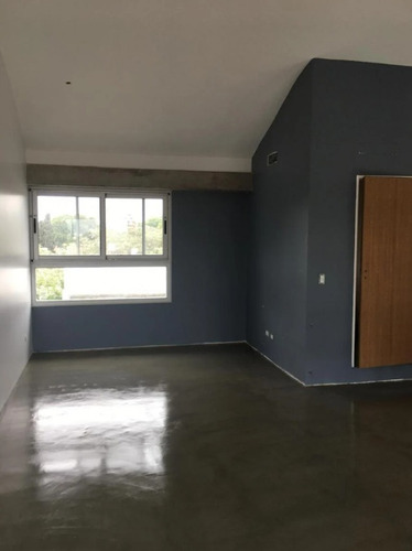 Loft A Estrenar 120m2 Con 2 Balcones Y 2 Cocheras, Florida