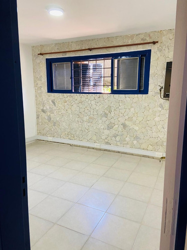 Oficinas En Alquiler-zona 5 Esquinas - Hurlingham