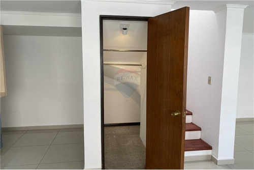Imagen 7 de 18 de Departamento Duplex En Venta De 3d+2b Gc Bajos