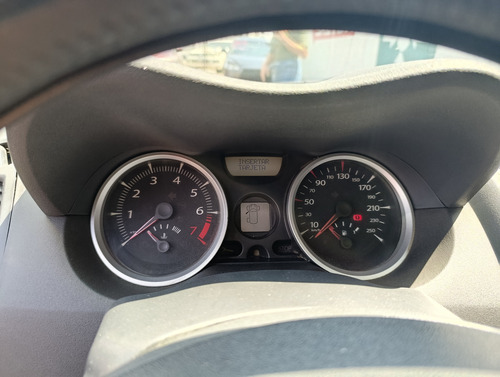 Renault Megane 2.0 4p Expression At