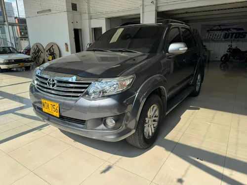 Toyota Fortuner 2.7l 4x2