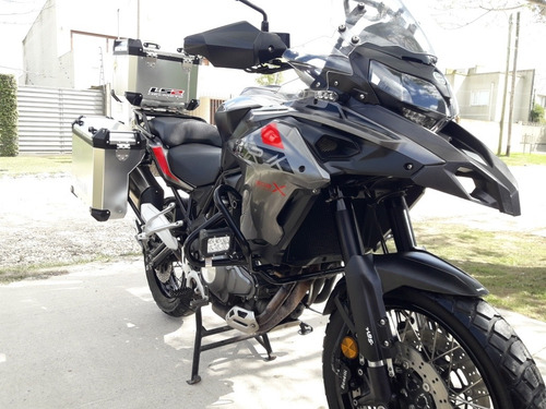 Imagen 3 de 13 de Benelli Trk 502x